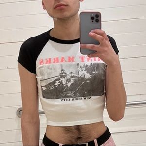 Brandy Melville Graphic Tee🤍❤️✨❤️✨🤍